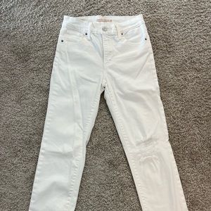 Levi’s 724 White Jeans